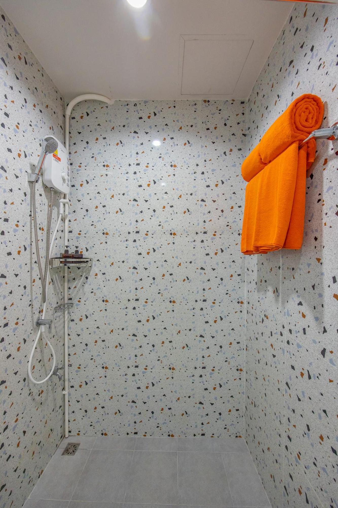 Karon Hotel At 22 Екстер'єр фото